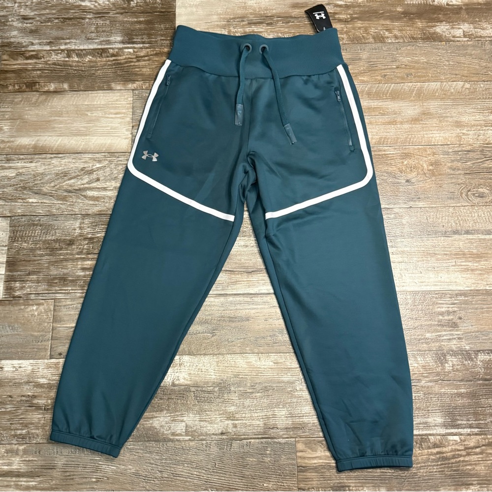 Under Armour Women’s New Jogger Pants size Large